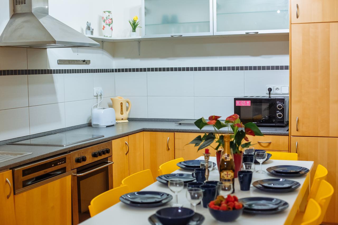 Beautiful Apartment In Central Residence Praga Esterno foto