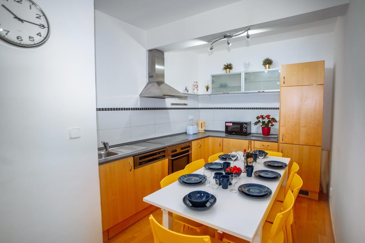 Beautiful Apartment In Central Residence Praga Esterno foto